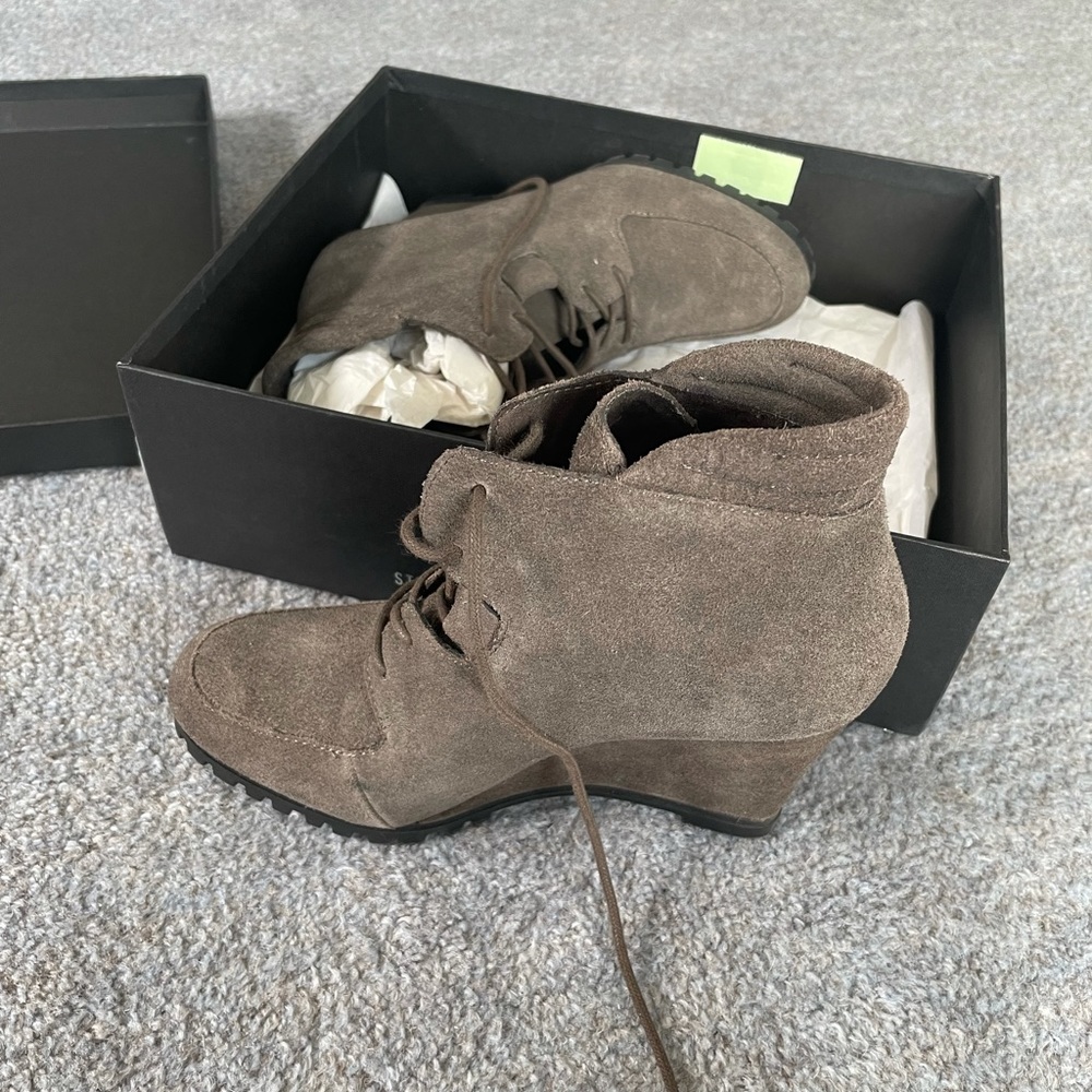 Steven Madden heeled boots